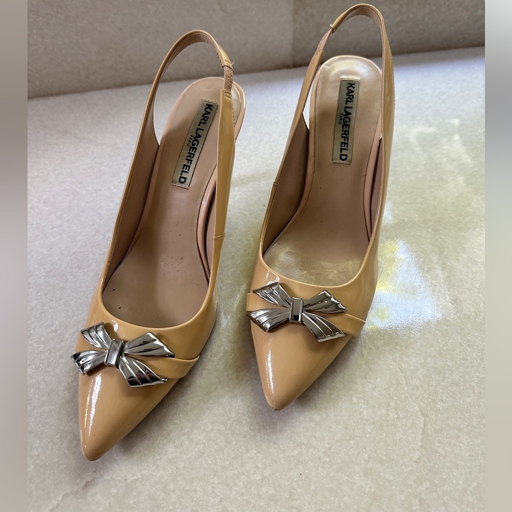 Preppy bow Karl Lagerfield beige heel